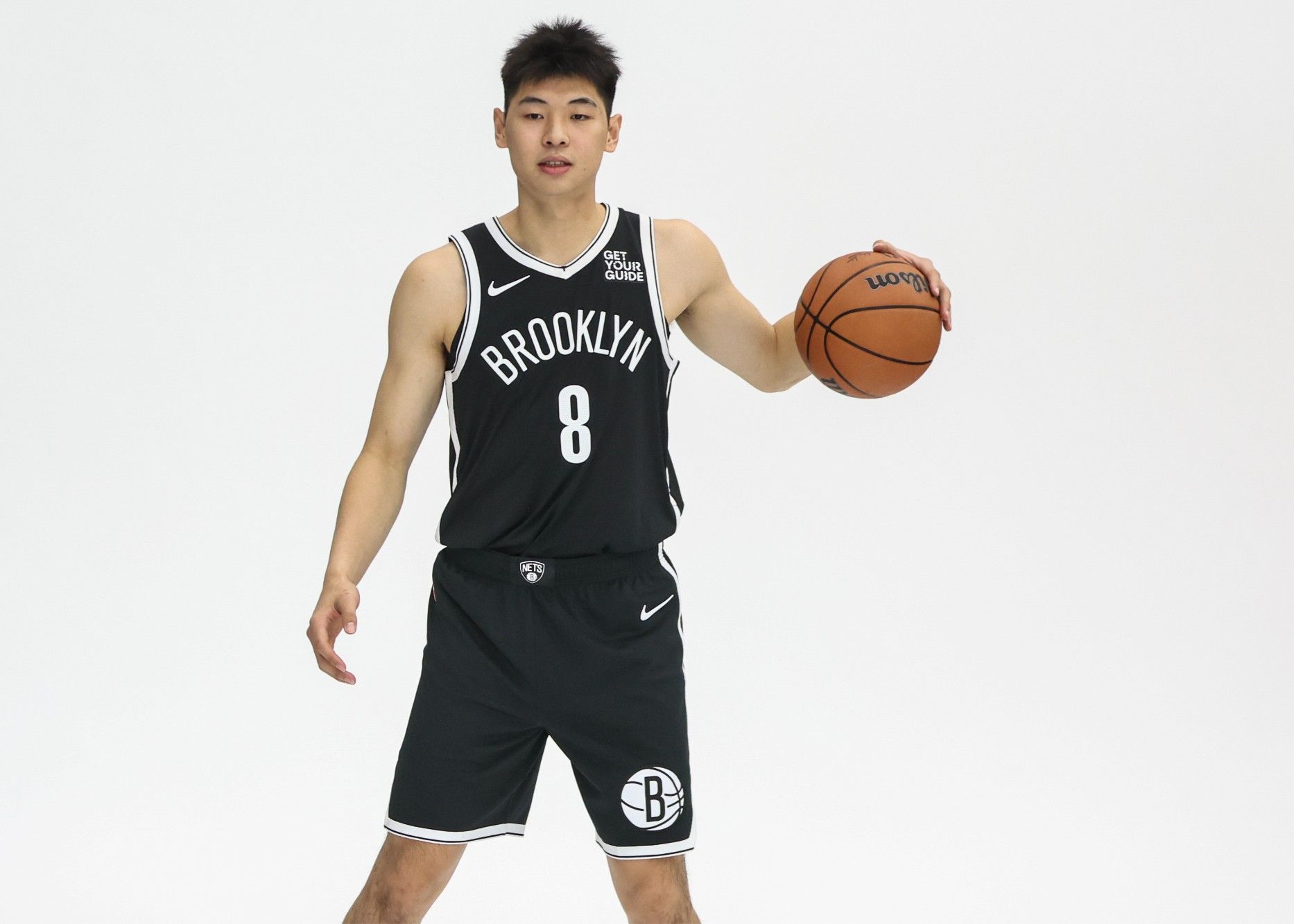 🏀NBA新赛季球队巡礼之篮网：休赛期大交易继续重建之路 期待崔永熙打出名堂